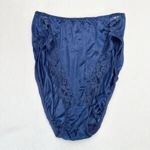 Vintage high waisted nylon with lace panties stellar brand union made size 7